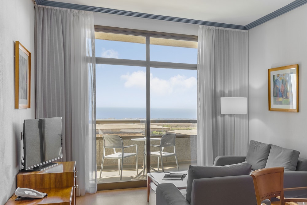 Gran Hotel Elba Vecindario Airport 25/50