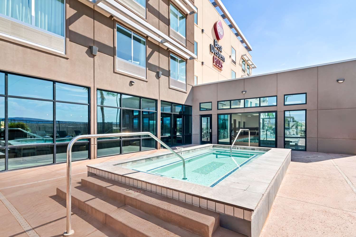 Best Western Plus Settlers Point 27/42