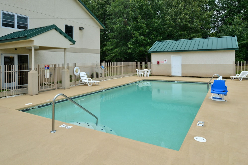 Star City Inn Suites 39/45