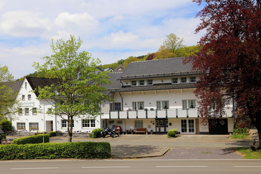 Landhotel Haus Dumicketal 2/28