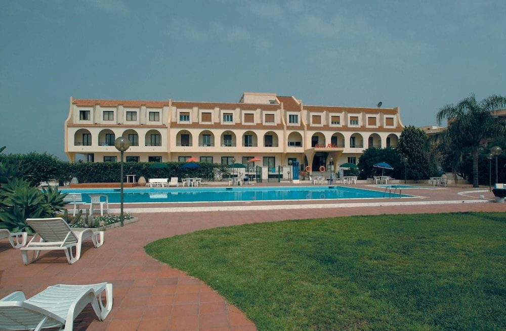 Hotel Relax 40/48