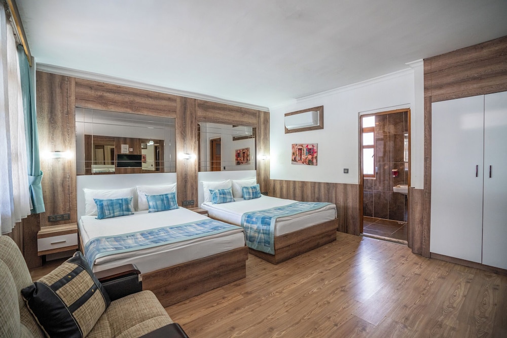 Oscar Boutique Hotel 17/50