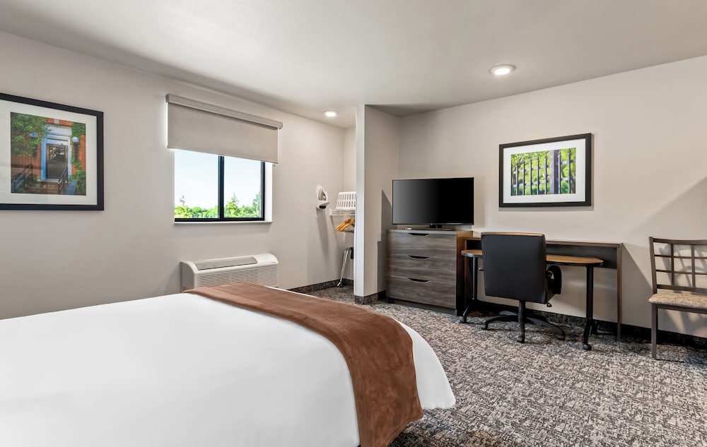 My Place Hotel-Bentonville-Rogers, AR 11/45