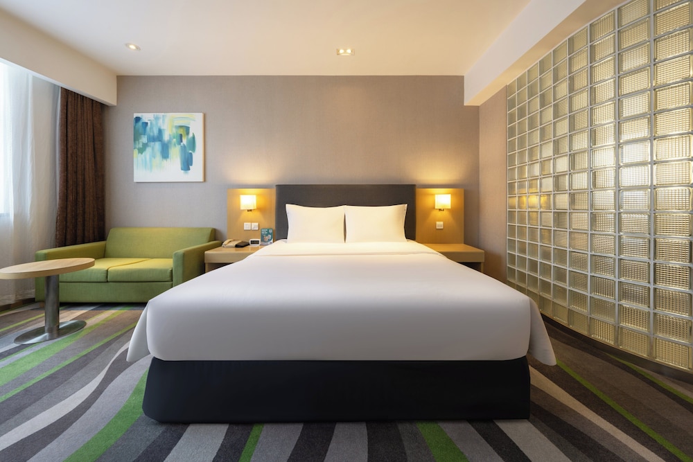 Superior, King Bed, Extra Floor Space