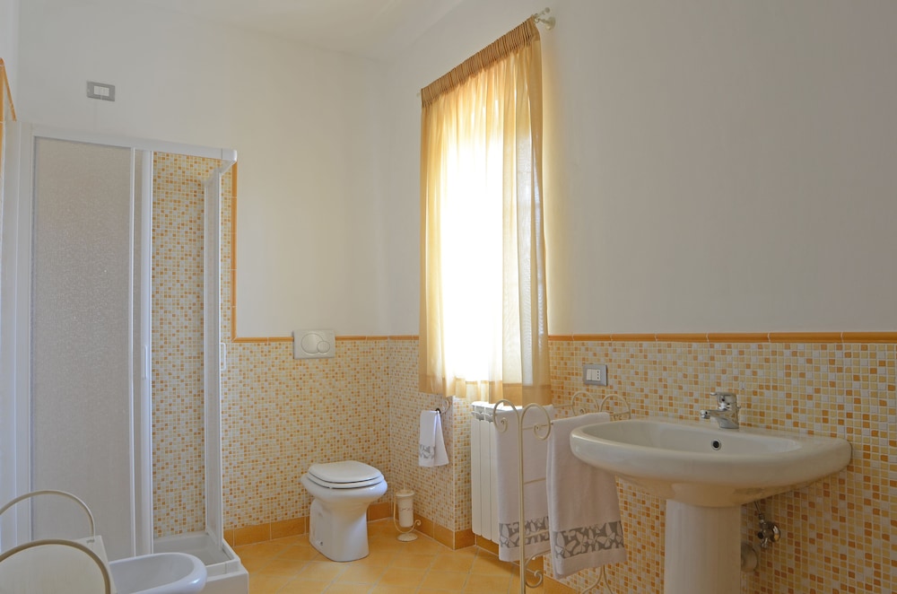 غرفة بسرير مزدوج أو سريرين منفصلين، Villa Il Fortino 5/6