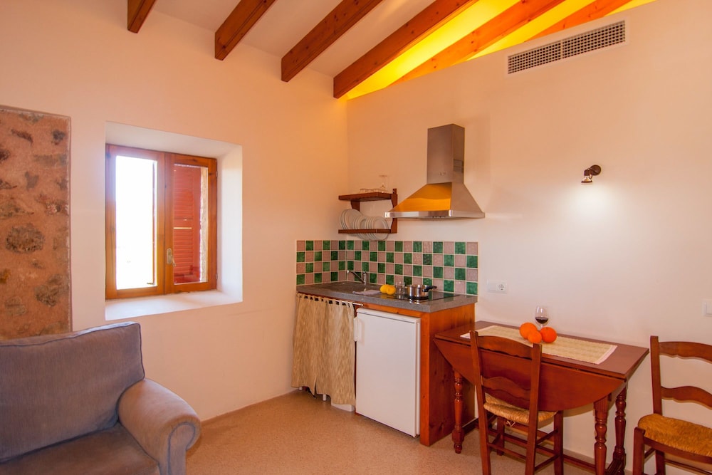 Finca Hotel Ses Cases Noves 25/50