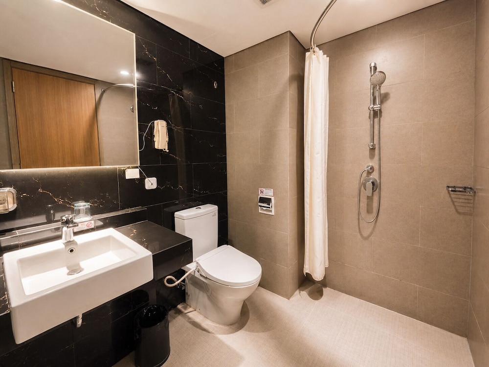 Sakura Park Hotel Residence 73/74