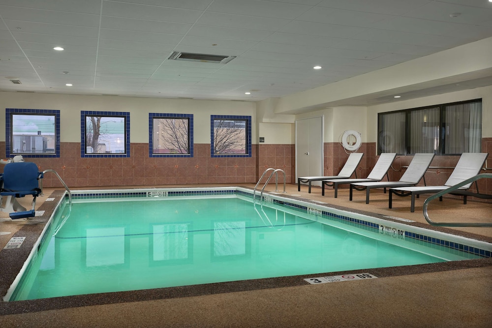Hampton Inn Niagara Falls 3/28