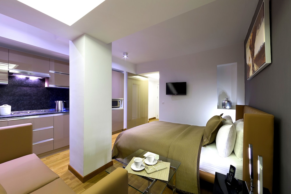 The Place Hotel 15/26