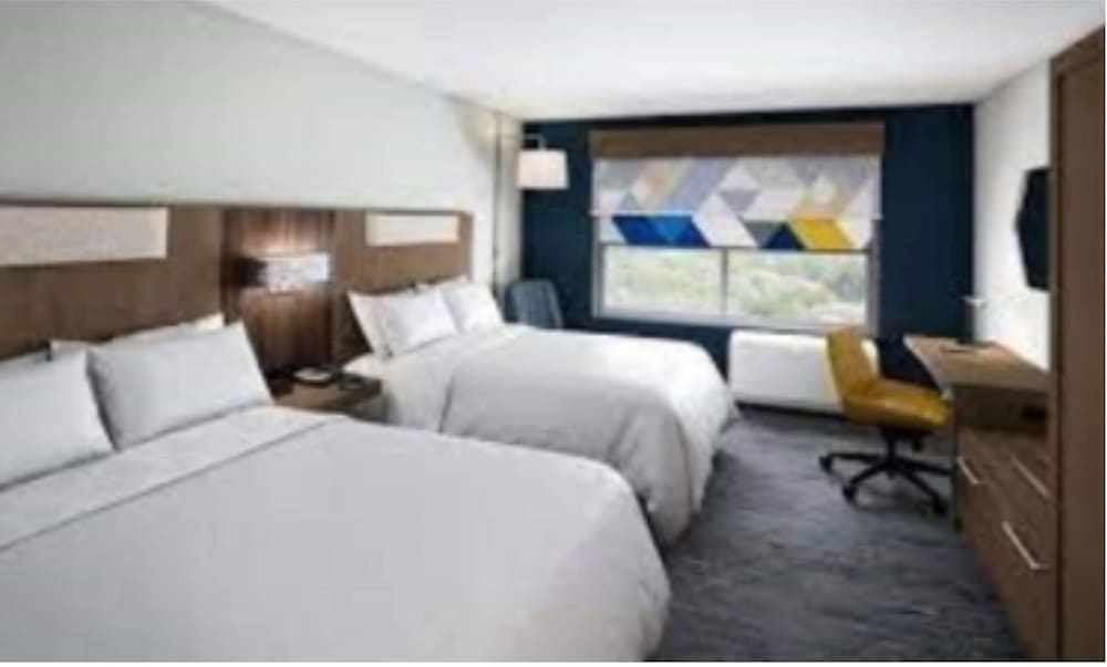 Holiday Inn Express Hocking Hills Logan 30/72