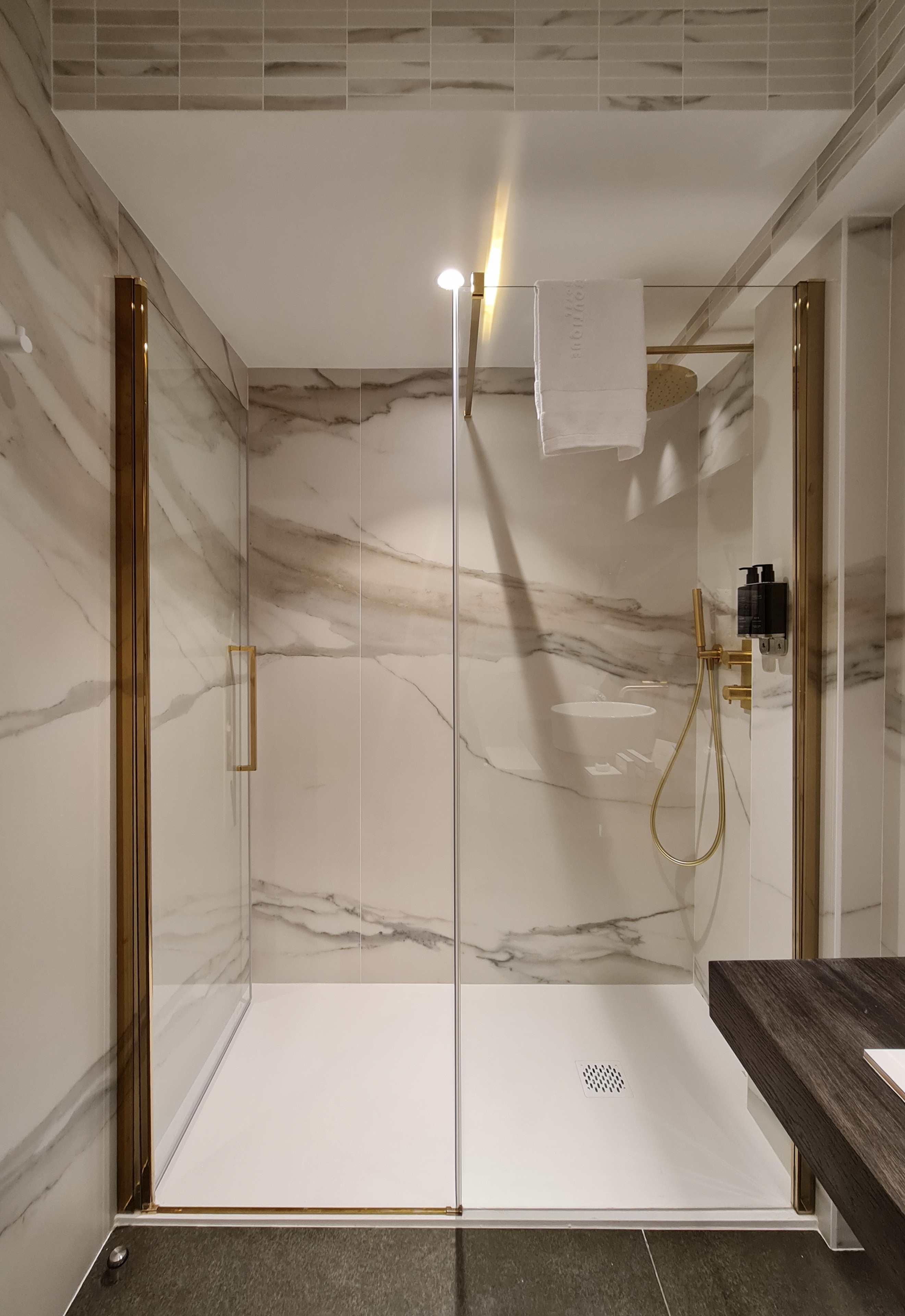 Sol Boutique hotel 63/63