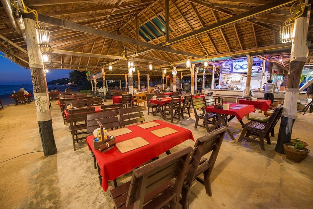 Lanta Nice Beach Resort 45/69
