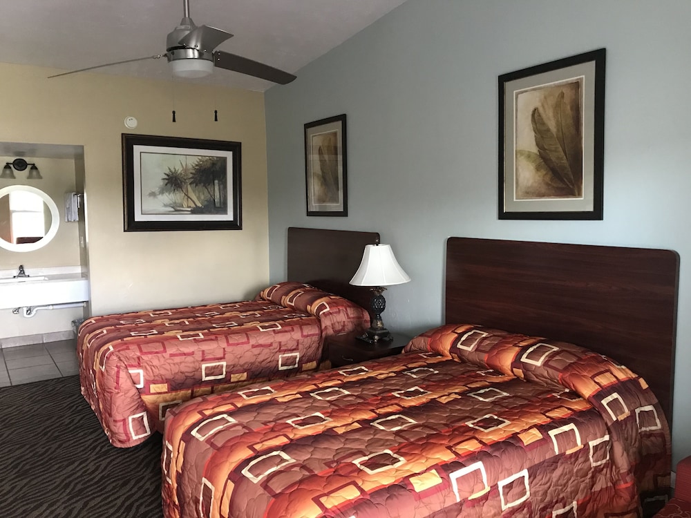 Immokalee Inn 7/26