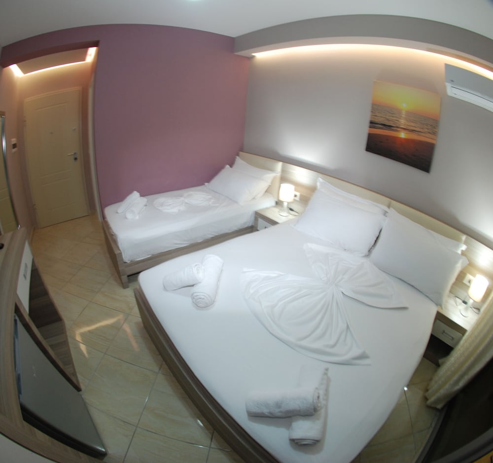 Divers Hotel 17/43