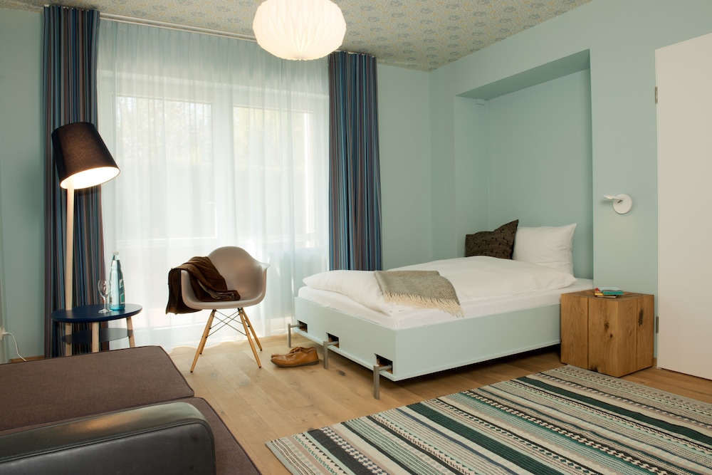 Hotel Gude 10/62