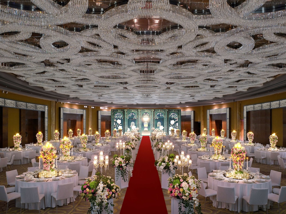 GRAND HYATT KUALA LUMPUR 67/69