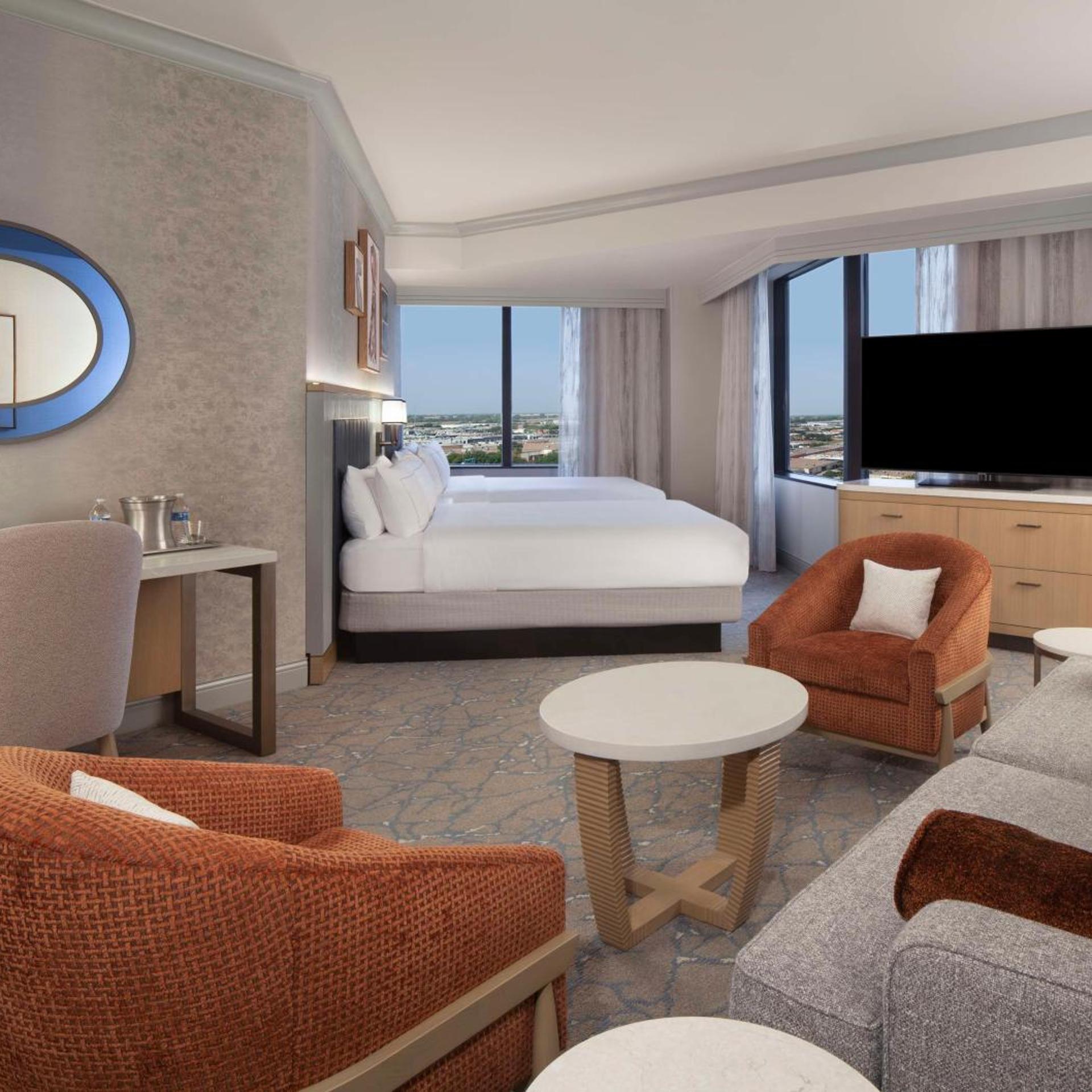 Tower, Deluxe, Suite, Queen Bed