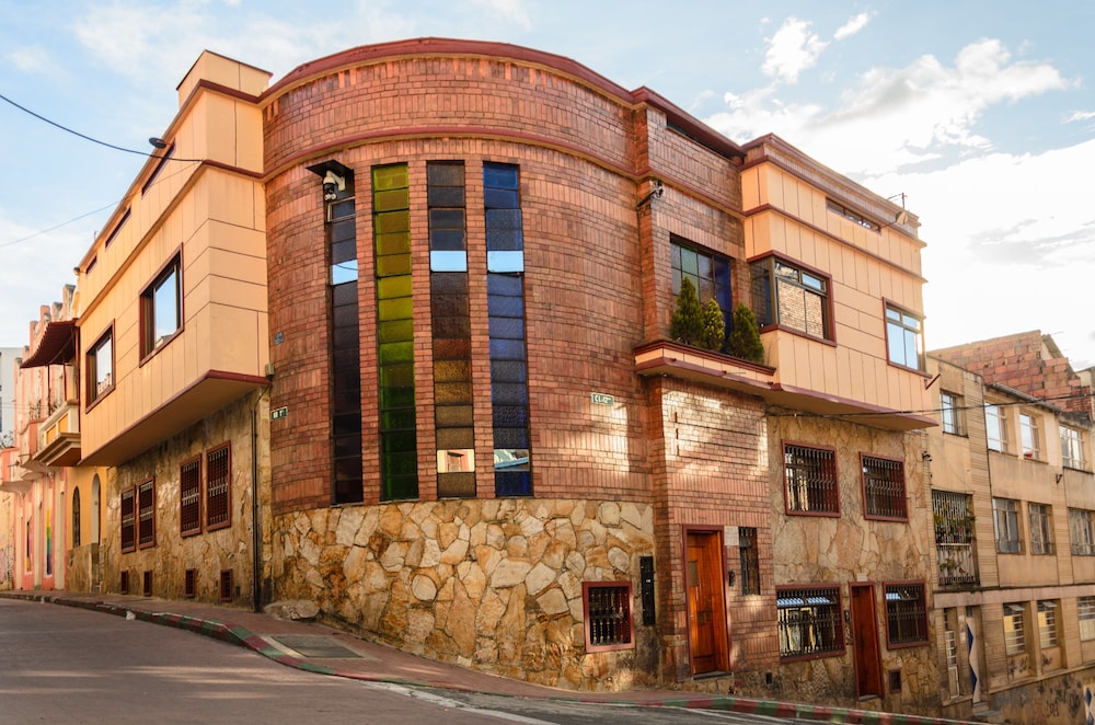Hotel Ayenda Casa Candilejas 31/37