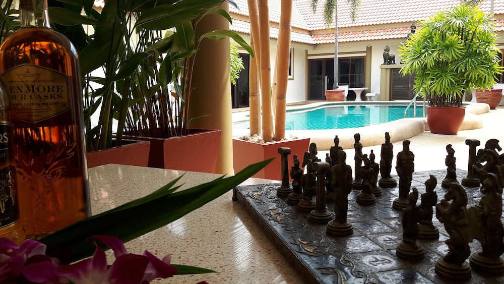 Siam Court 45/50