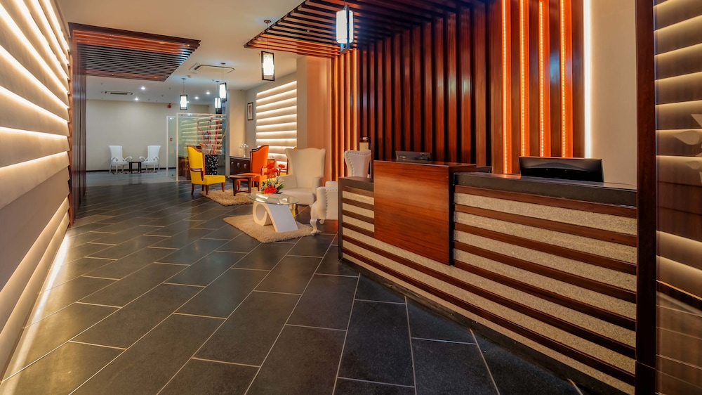 Mango Hotels Prangan - Bhubaneshwar 17/27