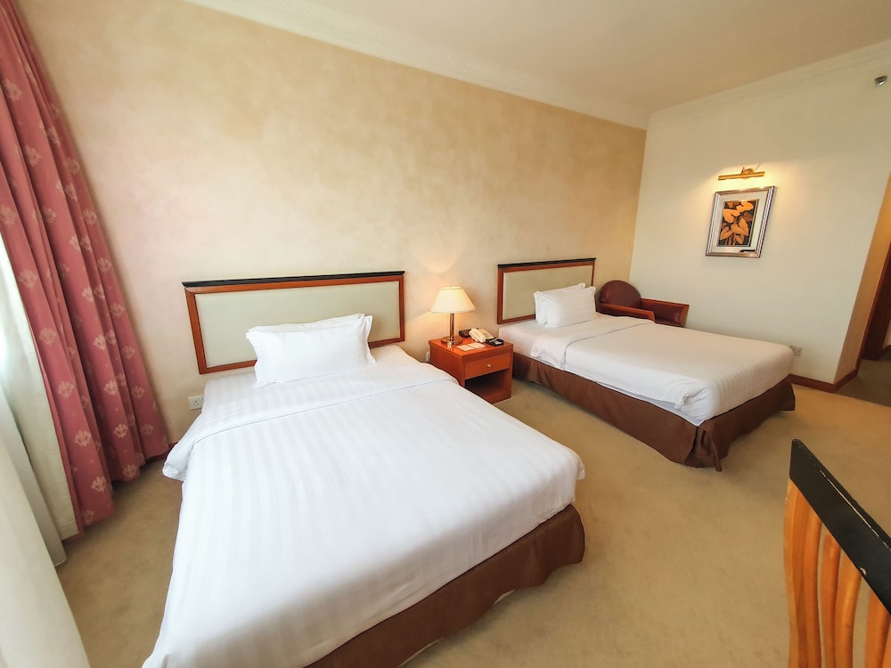 Parkview Hotel 13/50