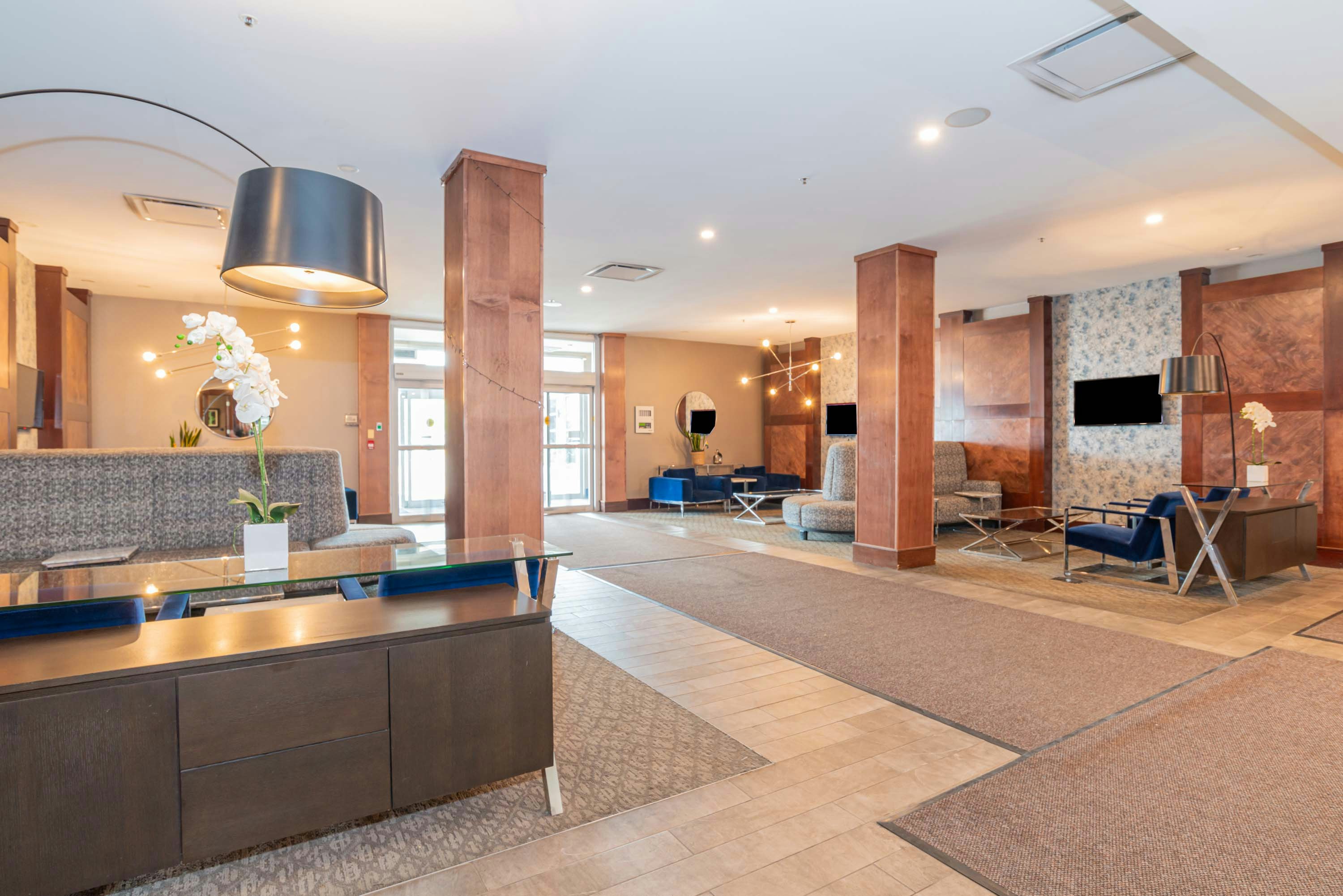 Sandman Hotel Edmonton West 8/46