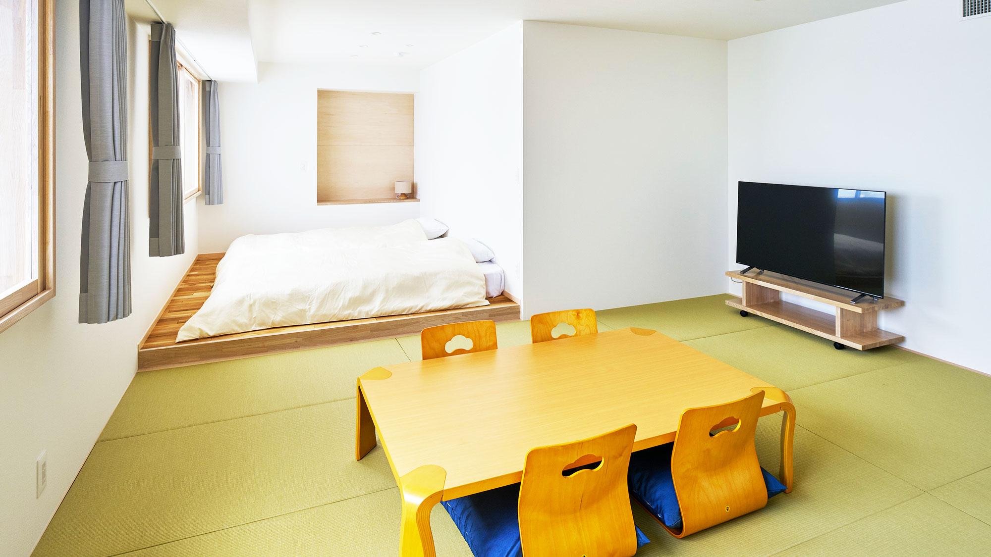 Renovated, Japanese Western, Twin Beds, Ocean View, Tatami