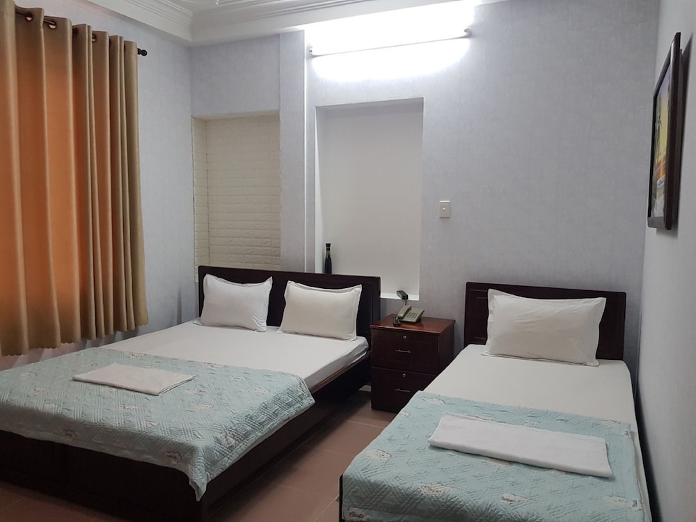 Hong Vinh Hotel 31/54