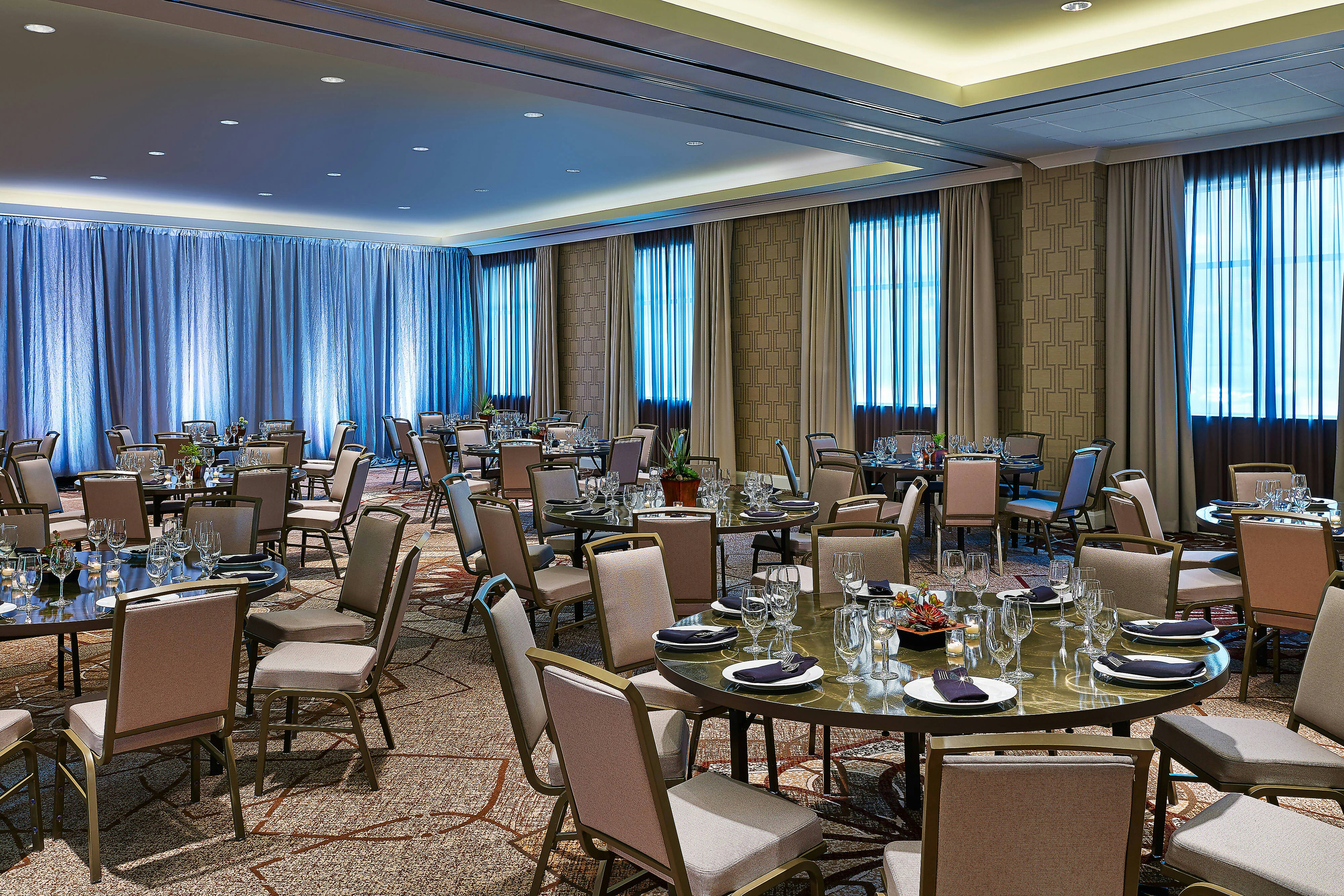 Sheraton Stonebriar Hotel 56/62