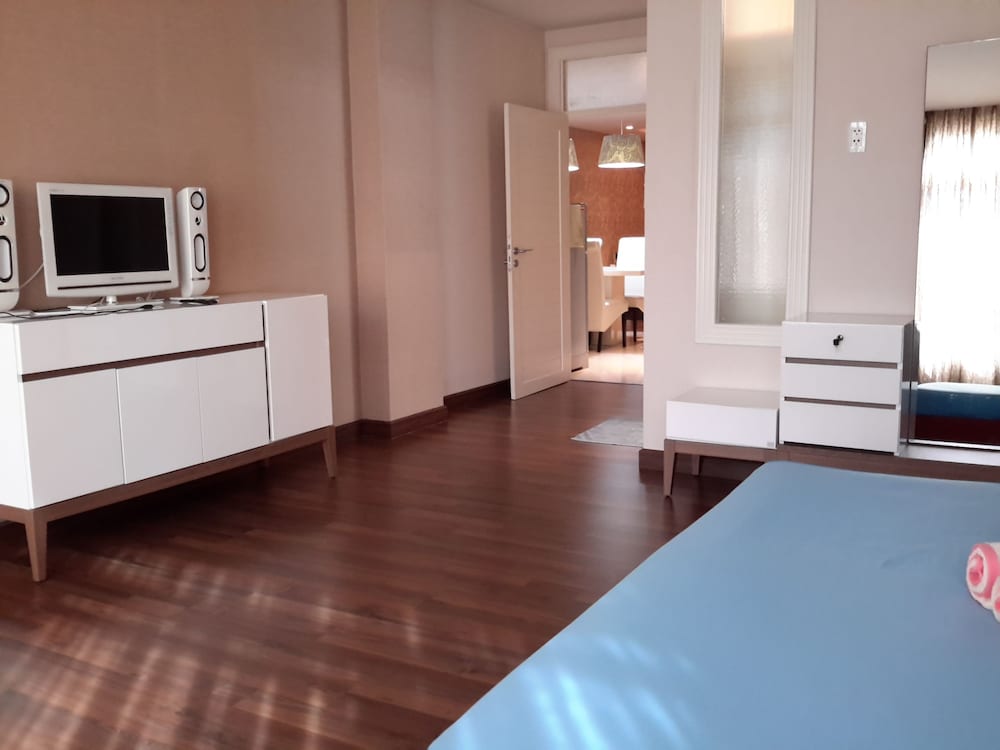 Beachfront Family Penthouse Hua Hin 20/50