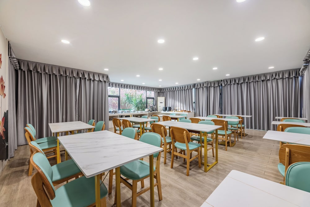 Xana Lite Hotel (Guangzhou Dongxiaonan Metro Station Shixi) 42/58