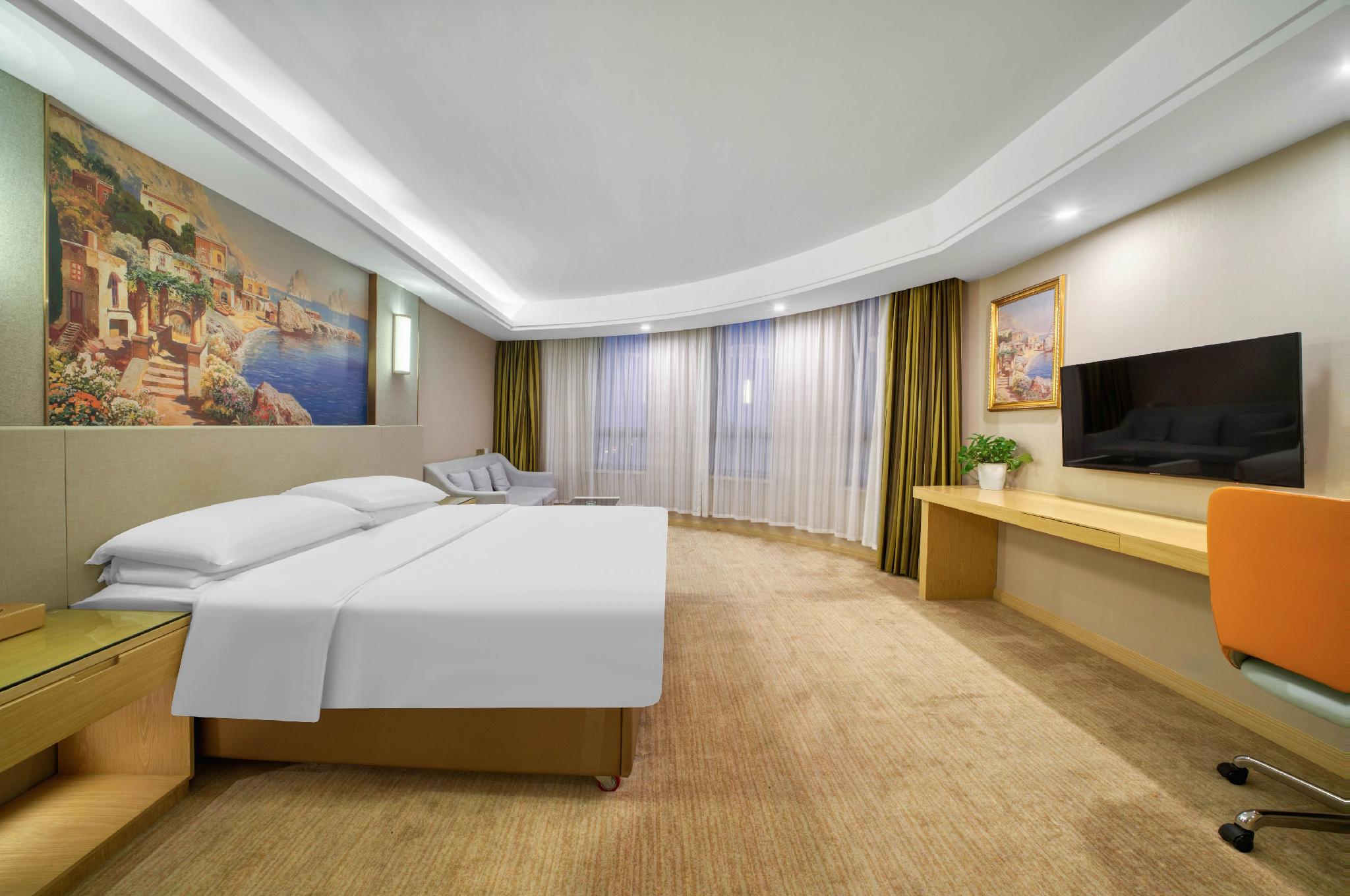 Vienna International Hotel (Wenzhou Airport Binhai Park) 24/50