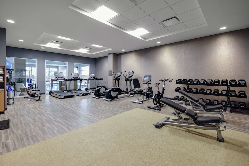 Embassy Suites by Hilton Jonesboro Red Wolf Convention Center 29/60