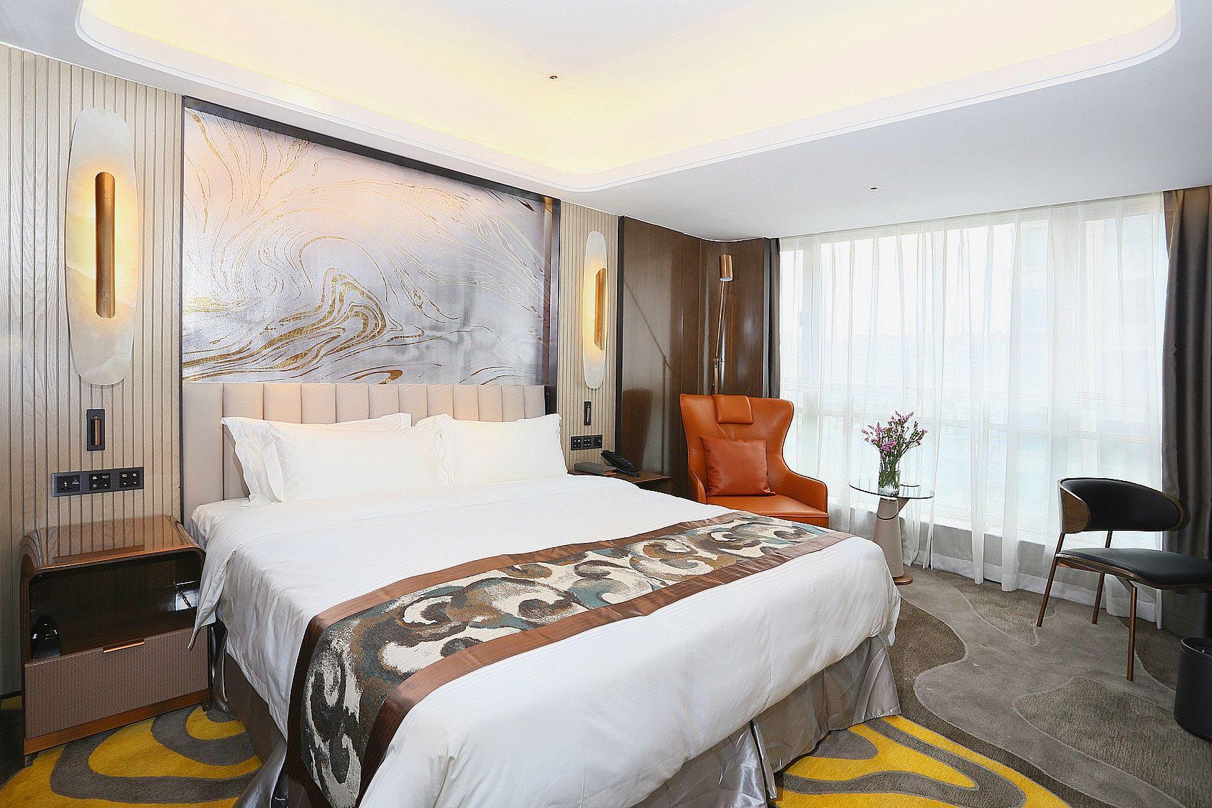 Regency Apartment Hotel 12/40