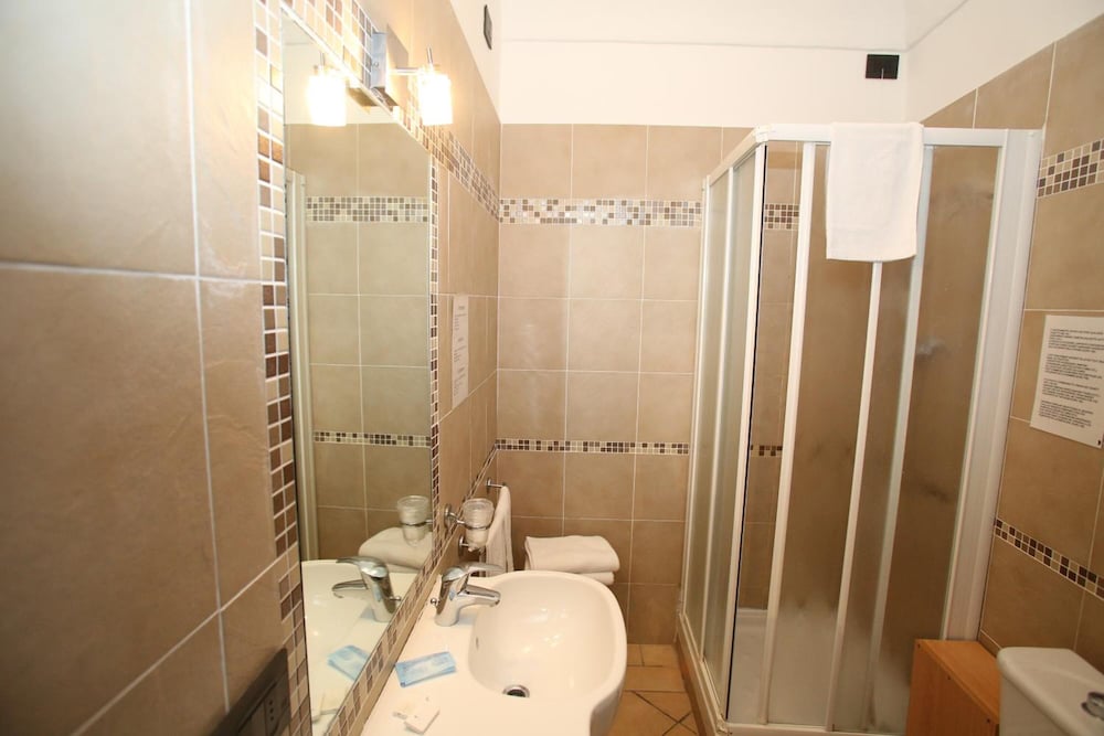 Sakura Inn Sanremo 20/21