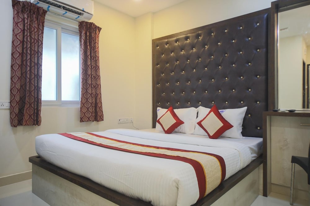 Balaji Residency 9/51