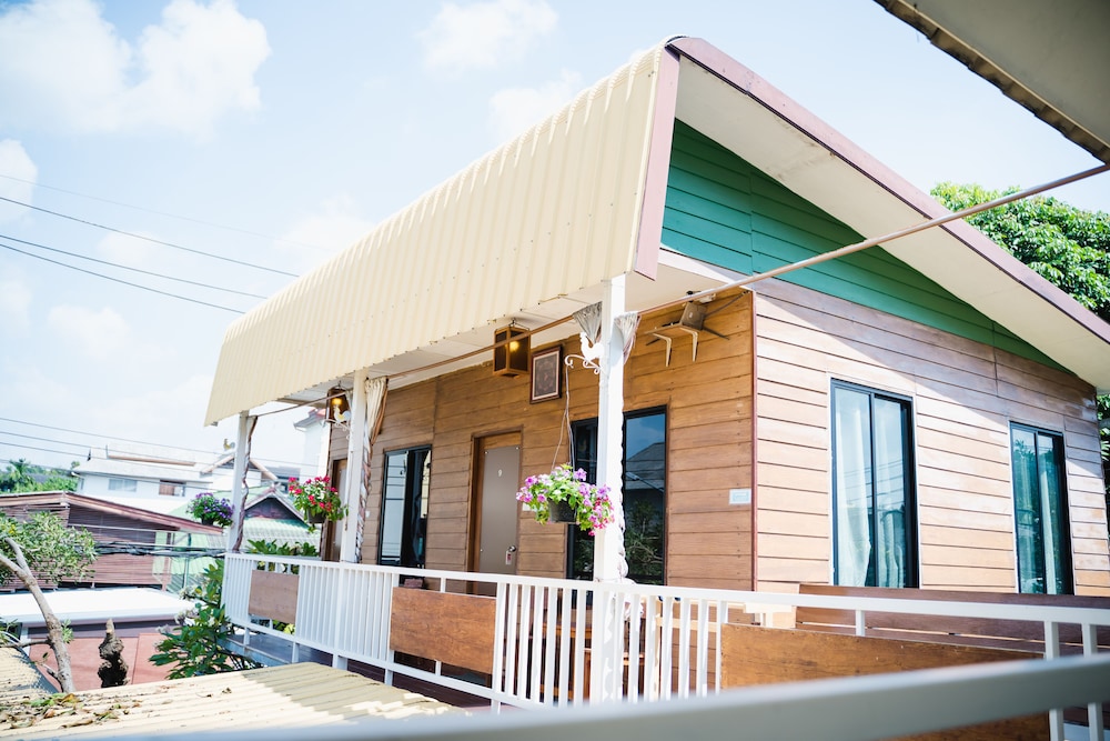 Sabuy Chiangmai Bed & Breakfast 3/73