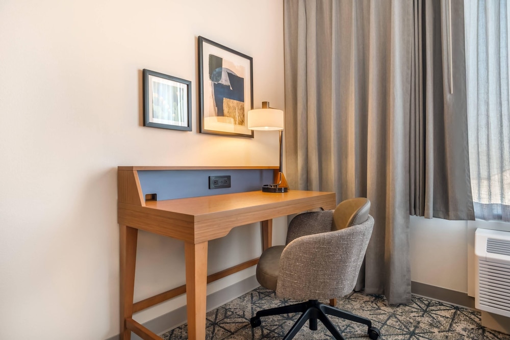 Country Inn & Suites by Radisson, Amarillo Central 38/51
