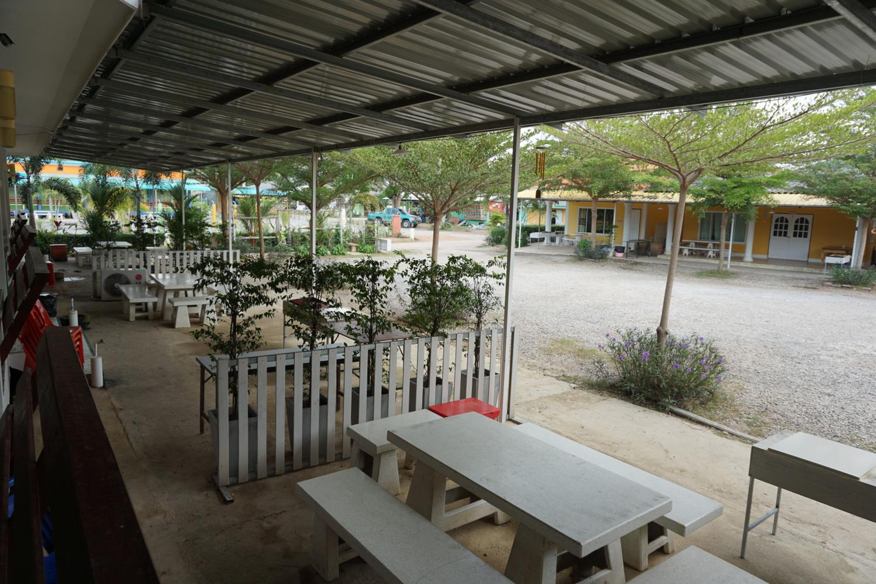 Pooma Resort 73/88