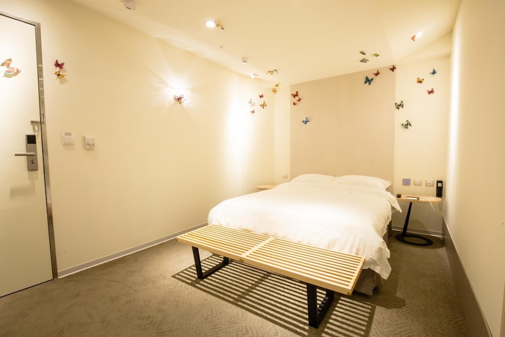 Walker Hotel Ximen 31/50