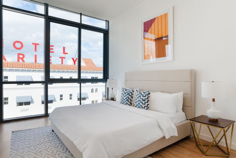 Sonder | 17WEST 36/78