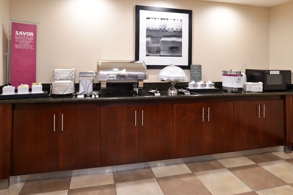 Hampton Inn Alpine 48/60