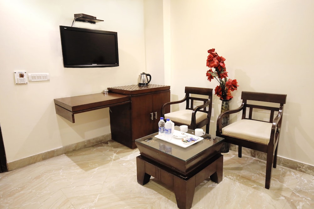 HOTEL PARADISE INN 19/26