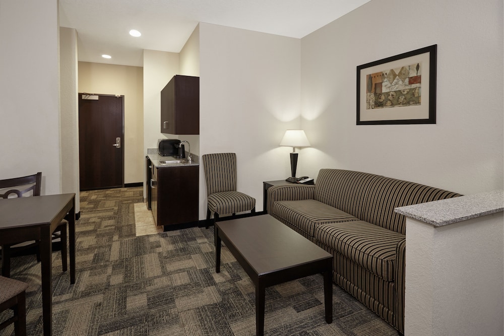 Holiday Inn Express Hotel Suites Pekin Peoria Area 41/62