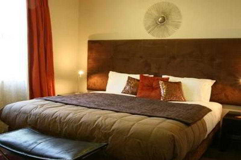 Terra Vive Luxury Suites Apartments 11/49