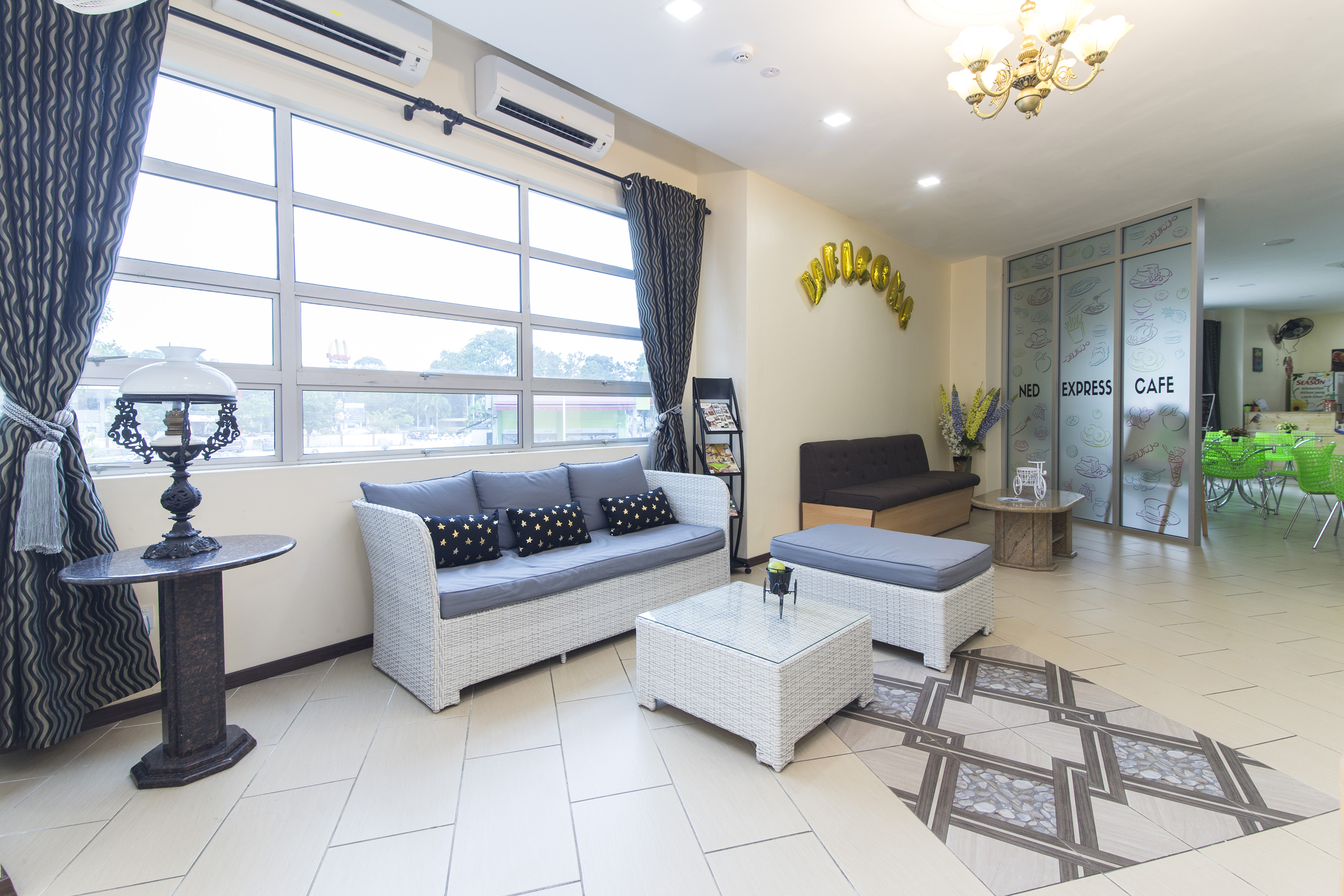 Swing & Pillows @ Apple Hotel Shah Alam 20/27