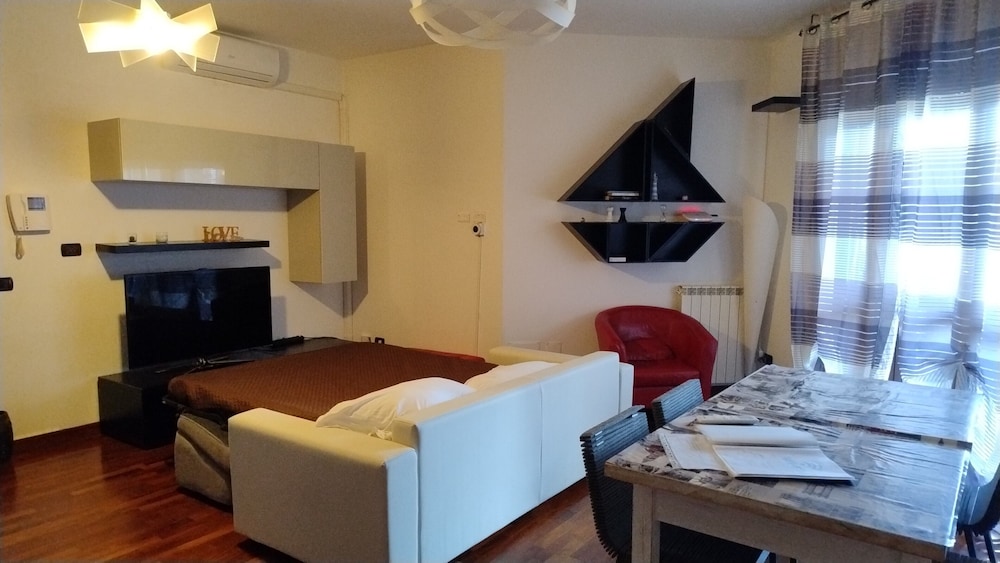 Domus Al Parco Guest House 15/47