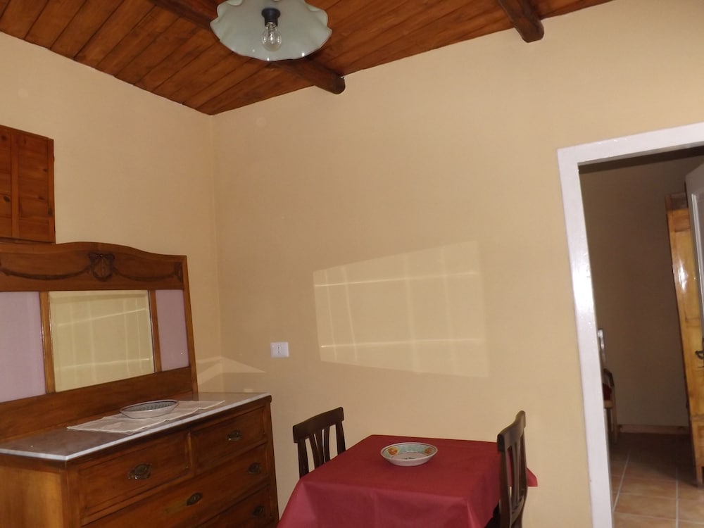 ALBERGO DIFFUSO BORGO SANTA CATERINA 38/68