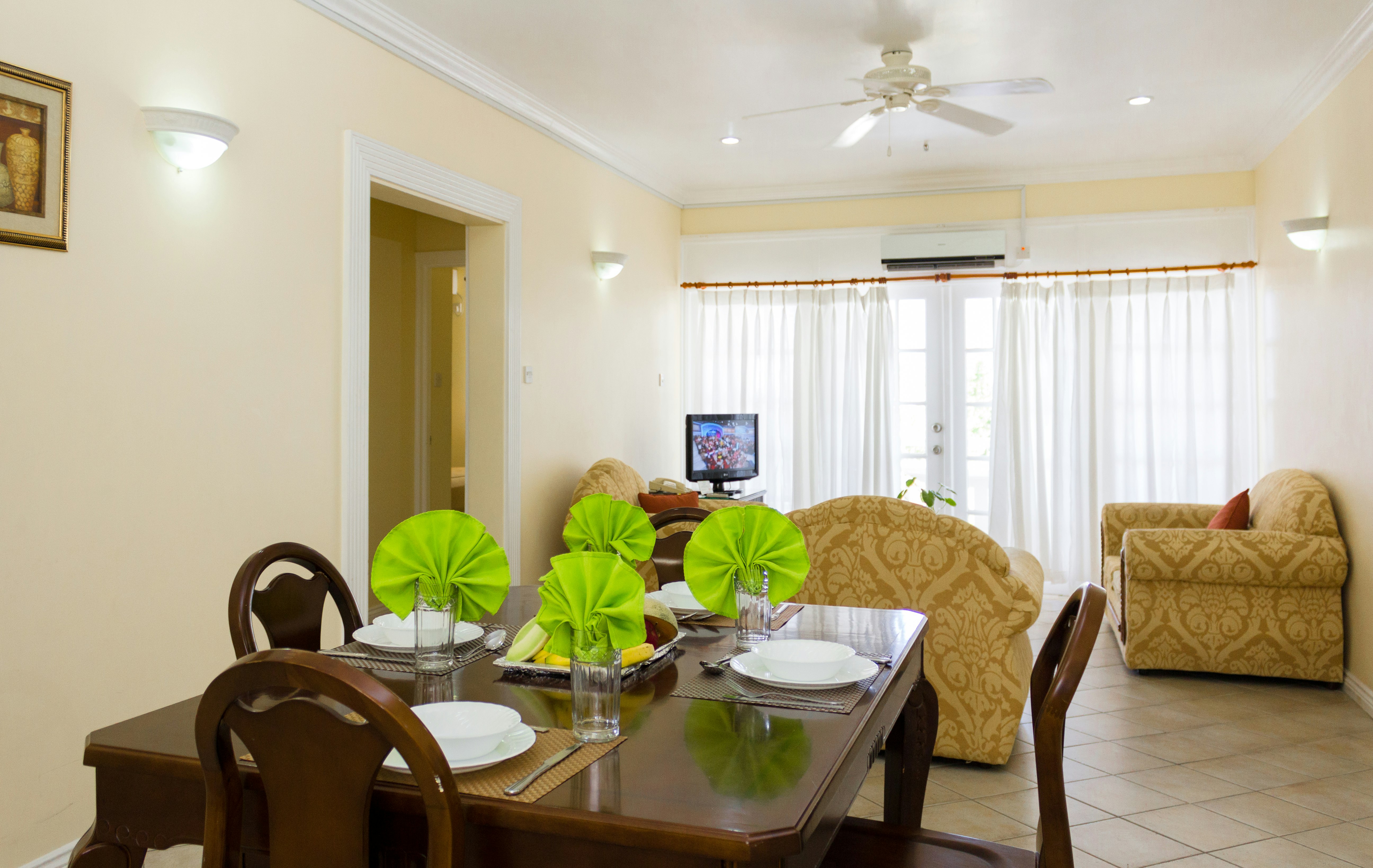 Bay Gardens Hotel 23/29