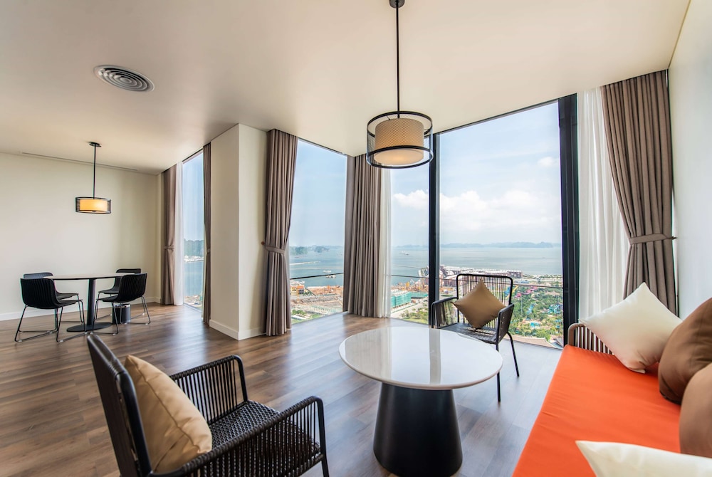 Hotel Soleil Ha Long, Trademark Collection by Wyndham 35/50